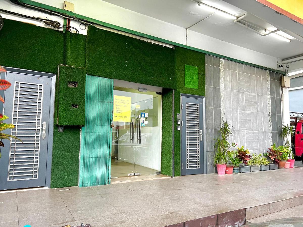Homestay 55 Johor Bahru Exteriör bild
