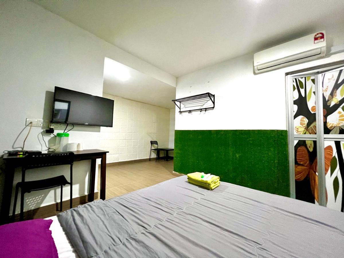 Homestay 55 Johor Bahru Exteriör bild