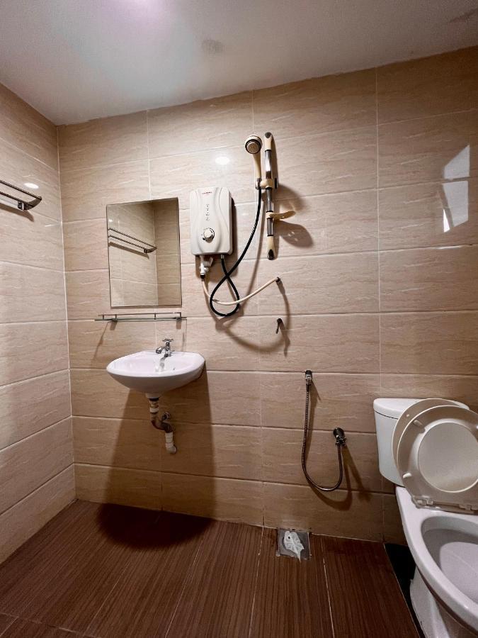 Homestay 55 Johor Bahru Exteriör bild